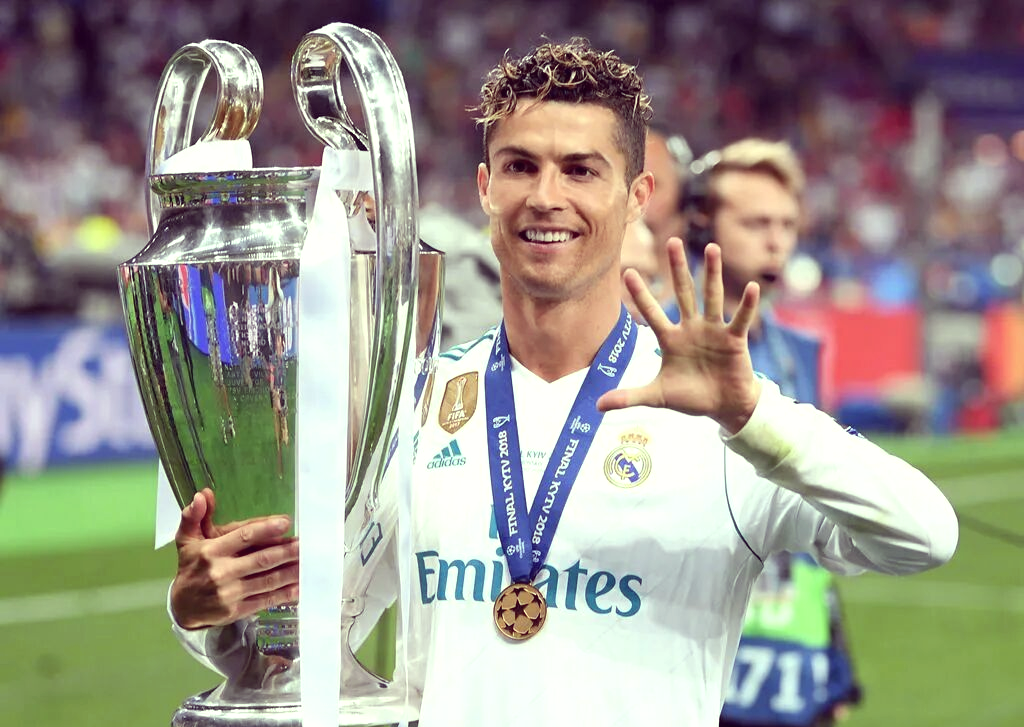 C罗连续五场比赛得分超过爆冷,勇士不断突破!再创辉煌时刻的简单介绍 C罗连续五场比赛得分超过爆冷,勇士不断突破!再创辉煌时刻的简单介绍